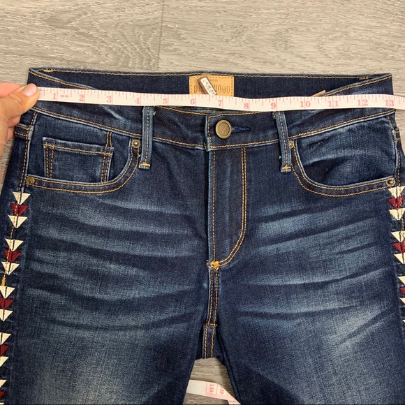 Driftwood Marilyn Boho Embroidered Skinny Jeans 24 - Picture 6 of 8